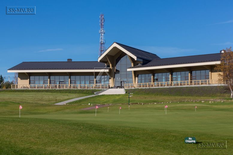 Построенный клубный дом с рестараном по технологии фахверк для гольф-клуба Земляничные поляны — 1