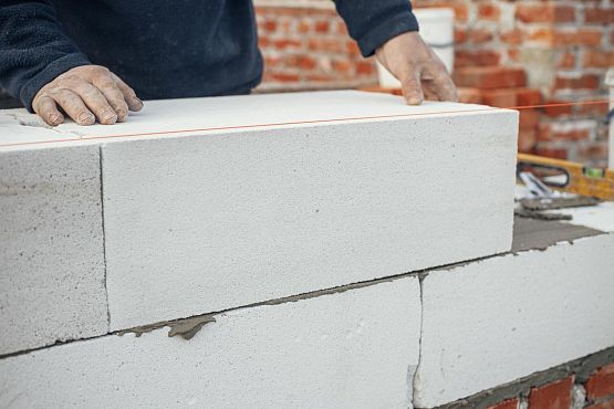 Пеноблок или газоблок: какой материал лучше для строительства? - 1
