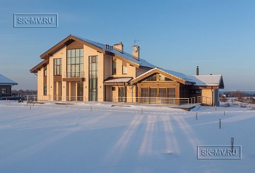 Фото репортаж с места строительства кирпичного дома ок 800 кв м с цоколем и СПА в д Пеники Лен области - 30