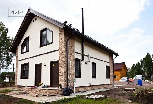 Строительство современного каркасного дома с балконом и террасой в Агалатово - 7