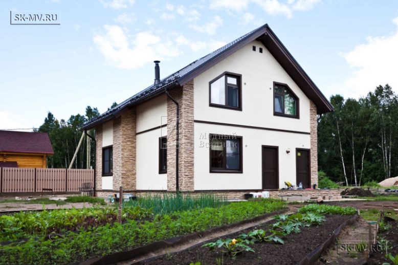 Строительство современного каркасного дома с балконом и террасой в Агалатово — 1