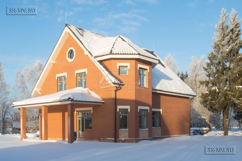 Энергоэффективный комбинированный дом построен в сочетании каркасной технологии и газобетона в селе Орлино в Гатчинском районе Ленинградской области — 1