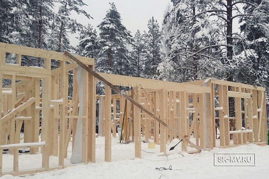 Фото репортаж с места строительства одноэтажного зимнего дома 136 кв м по скандинавской технологии в кп Волшебное озеро - 7
