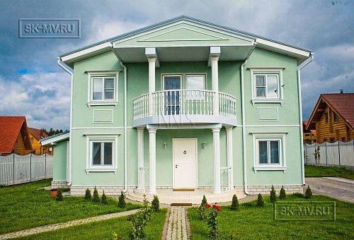 Построенный каркасный особняк в классическом стиле с балконом в п Борисово - 4
