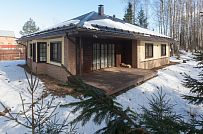 Построенный одноэтажный дом из газобетона с шатровой крышей в СНТ Фауна - мини - 12