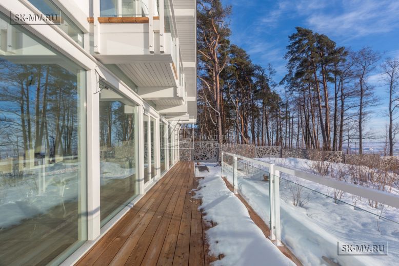 Строительство дома фахверк из дерева и стекла в Балтийской ривьере — 29