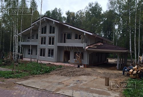 Дом из клееного бруса в стиле шале Щаповское строится в Москве - 2
