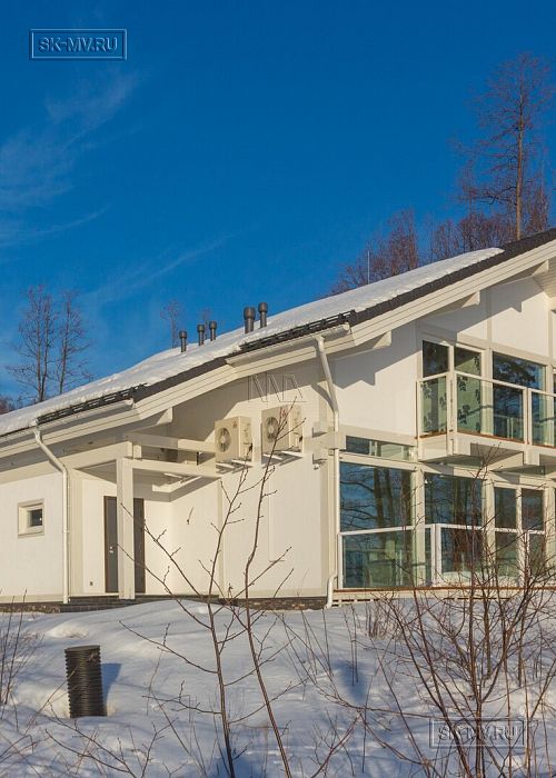 Строительство дома фахверк из дерева и стекла в Балтийской ривьере