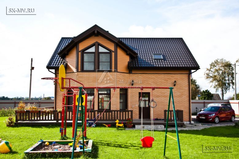 Построенный каркасный теплый дом 150 кв м с эркером и открытой террасой в п Горная Шальдиха — 1