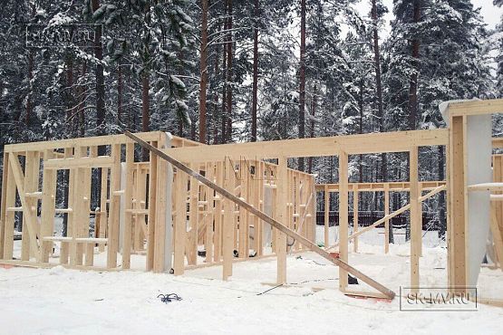 Фото репортаж с места строительства одноэтажного зимнего дома 136 кв м по скандинавской технологии в кп Волшебное озеро - 8