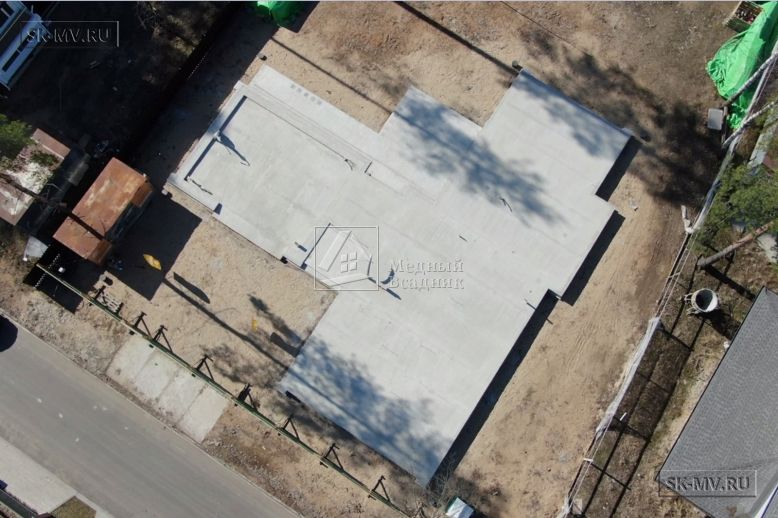 Монтаж фундамента УШП PRO для строительства кирпичного дома площадью ок. 400 кв м в стиле Hi Tech с эксплуатируемой кровлей в Московской области — 2