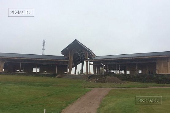 Построенный клубный дом с рестараном по технологии фахверк для гольф-клуба Земляничные поляны - 9